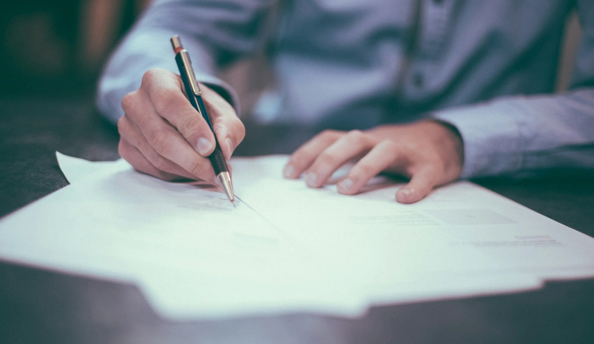Licitações e Contratos Administrativos